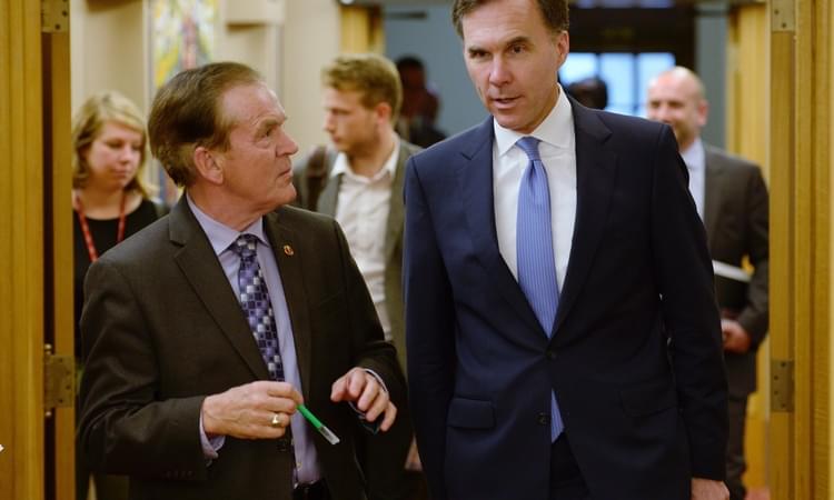 Greying provinces deserve larger health transfers: Senate report – Daily Gleaner – 6 July 2017La population de l’Atlantique vieillit rapidement – CBC Radio-Canada – 29 juin 2017
