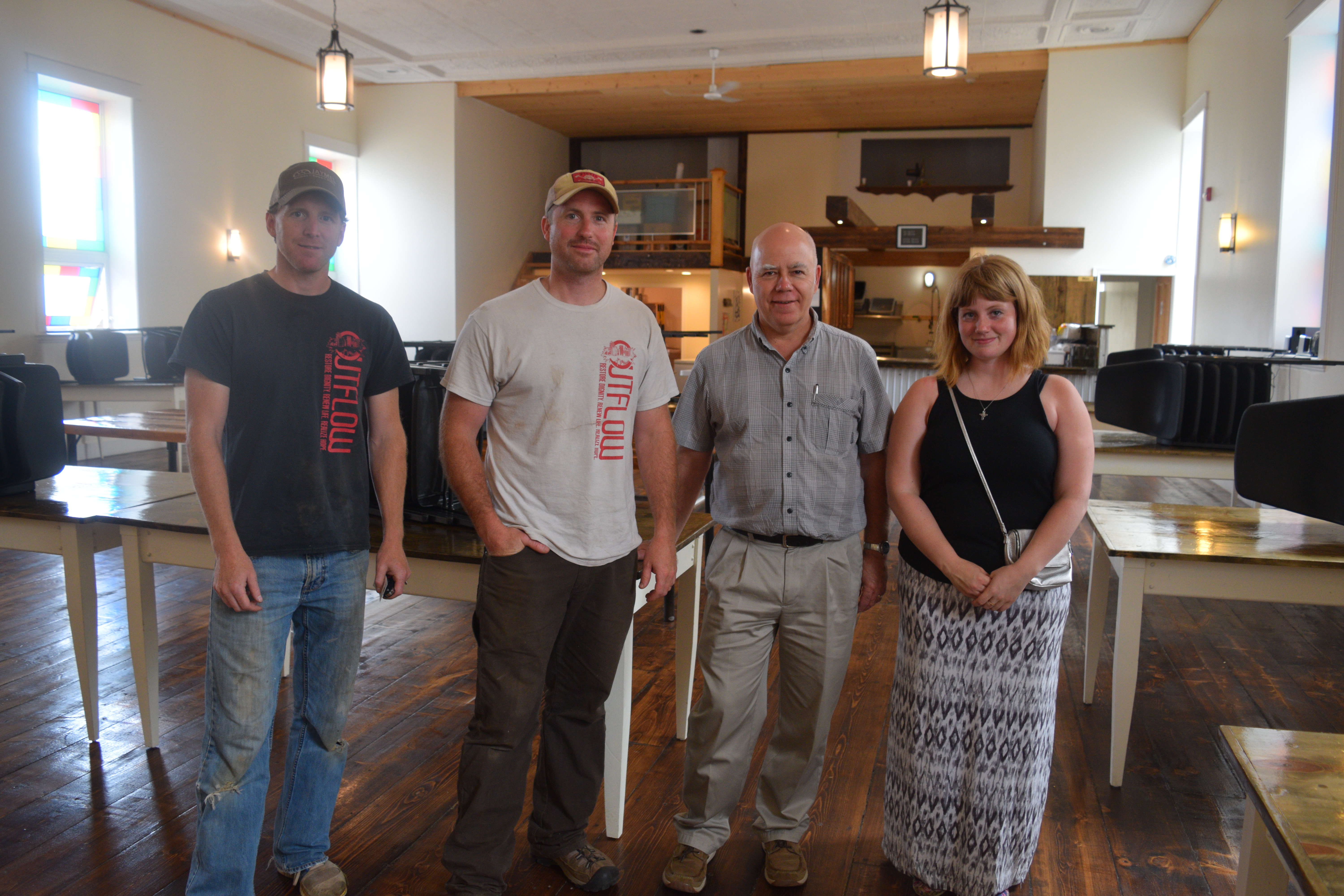 Caring for the PoorLes Pauvres: Des touristes en vacances?