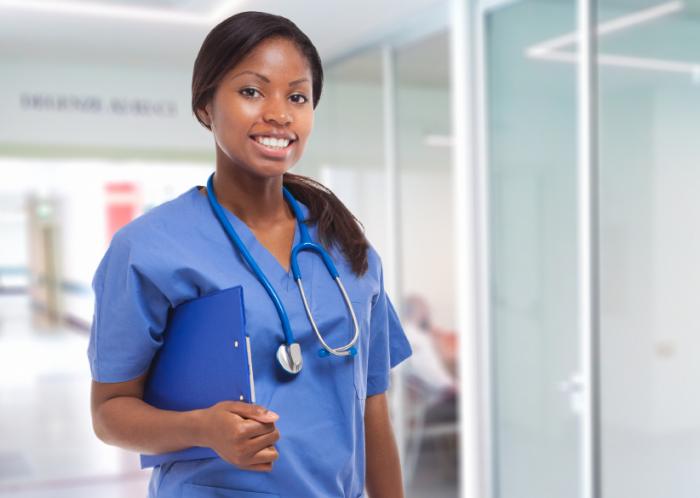 Time to refocus priorities: A Statement by the Green Party Leader on International Nurses DayIl est temps de repenser nos priorités: déclaration du chef du Parti Vert pour souligner la Journée internationale de l’infirmier(e)