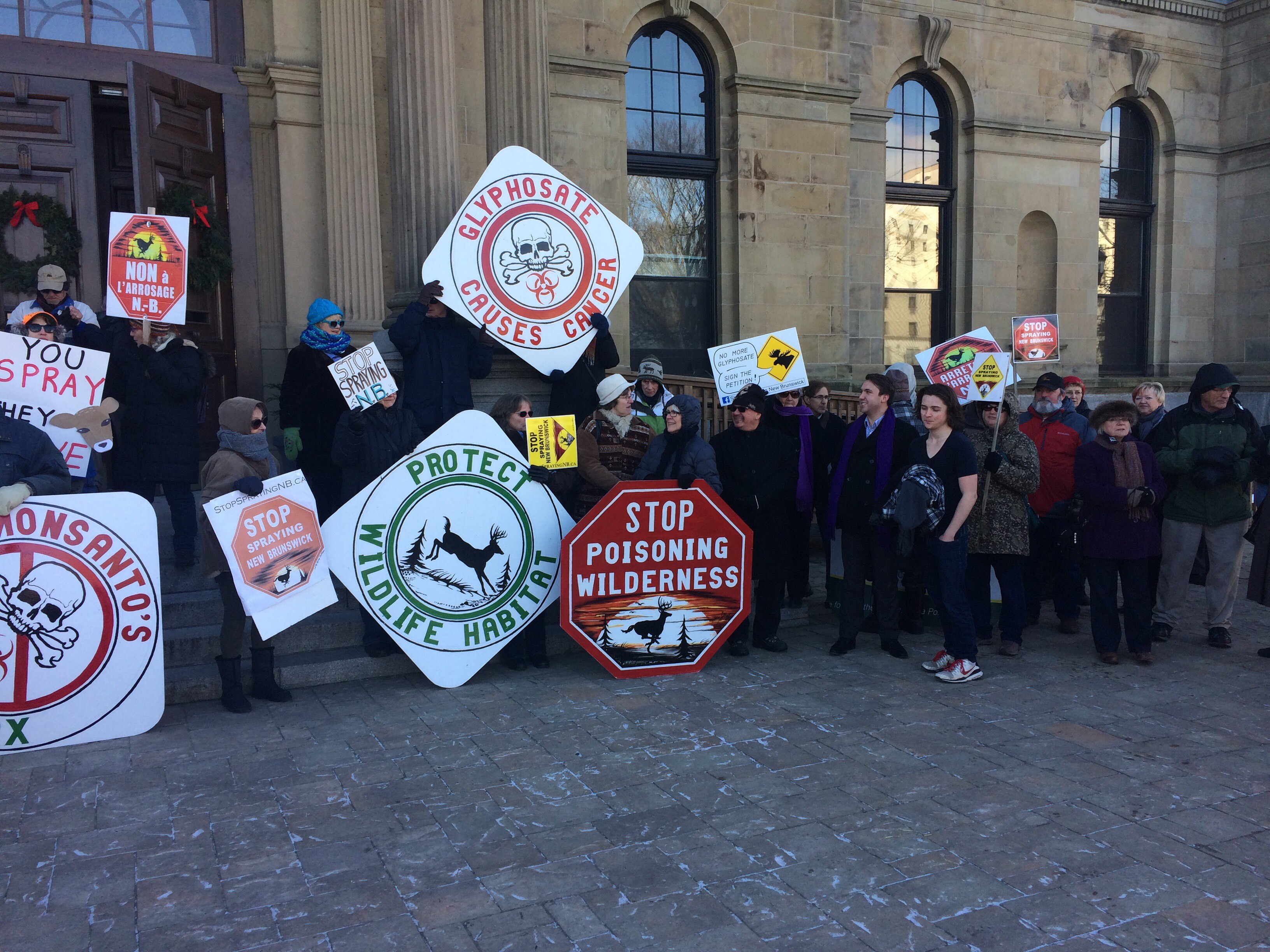 Motion: Stop Spraying Glyphosate, 24 October 2018Motion : Mettre fin à l&rsquo;épandage de glyphosate, le 24 octobre 2018